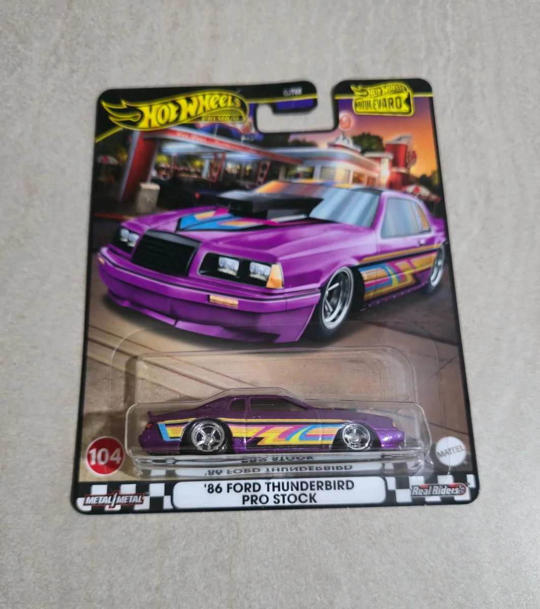 Hot Wheels '86 Ford Thunderbird Pro Stock 1:64