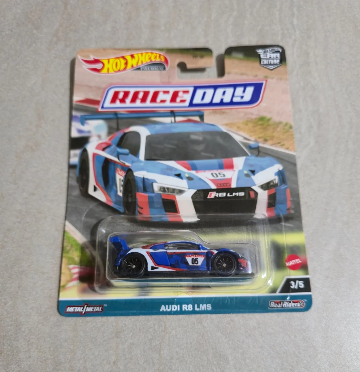 Hot Wheels Audi R8 LMS 1:64