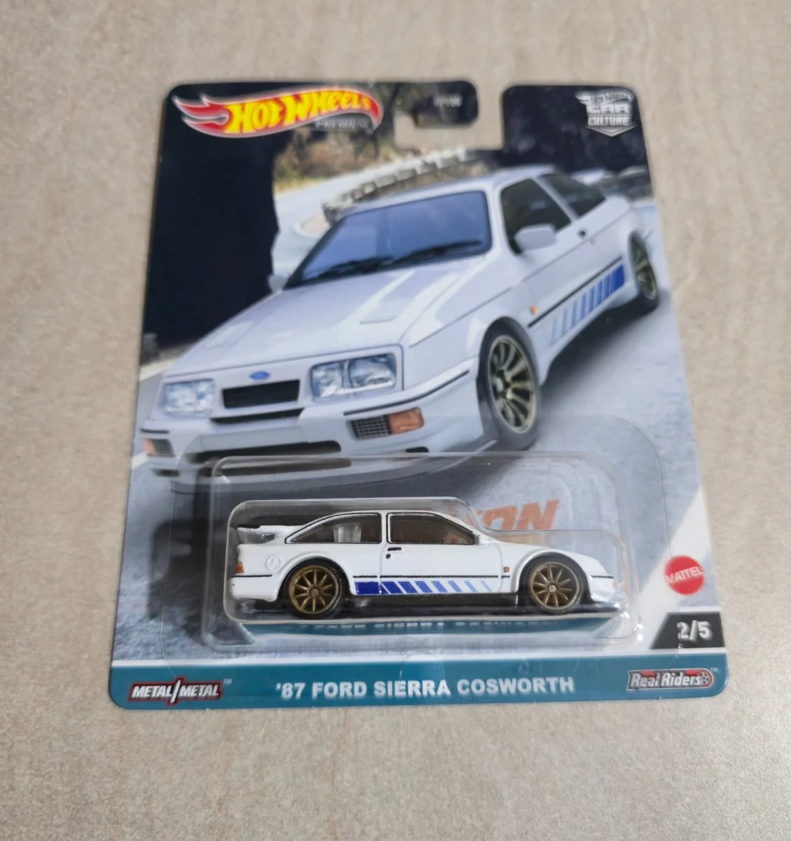 Hot Wheels '87 Ford Sierra Cosworth 1:64