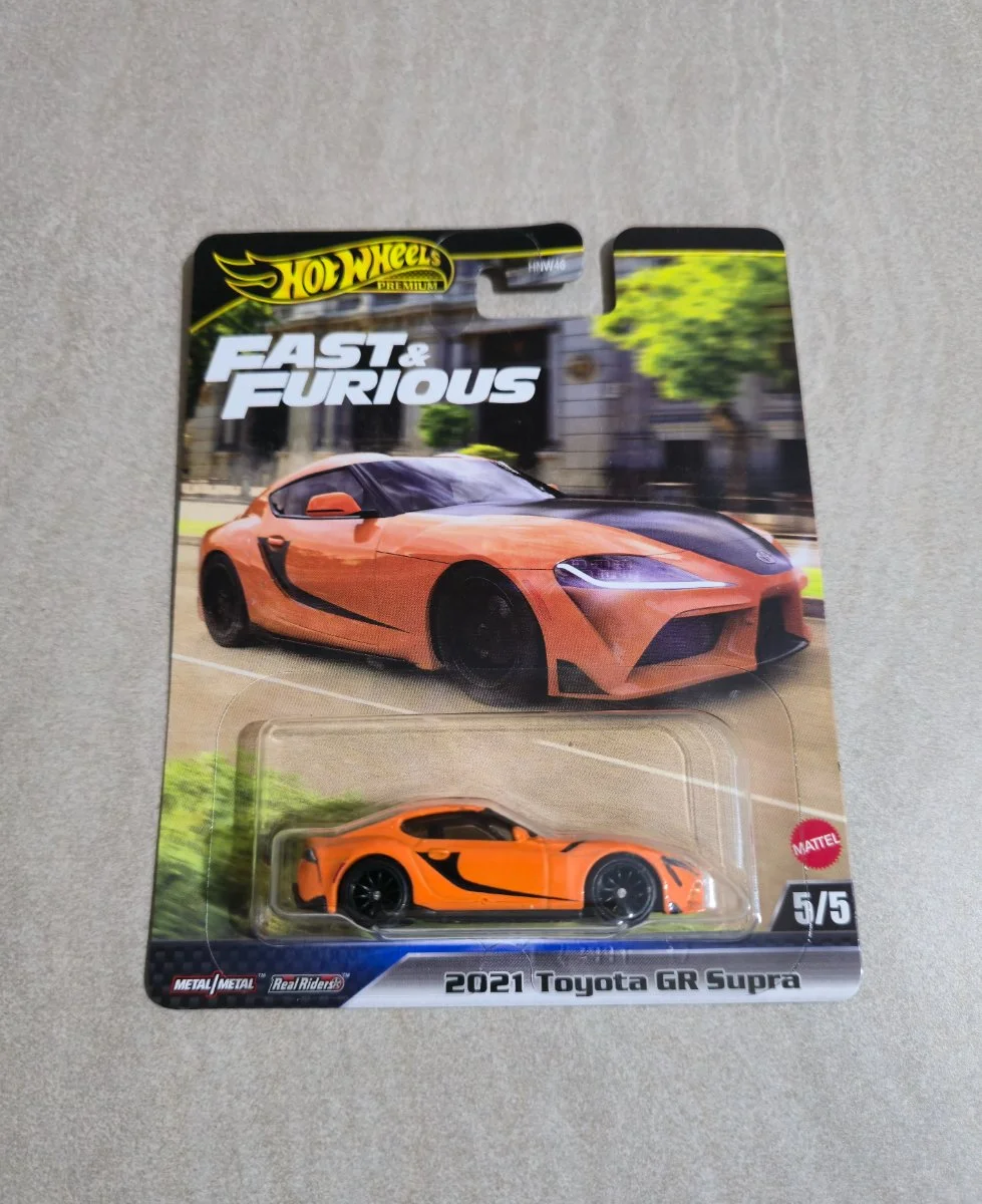 Hot Wheels 2021 Toyota GR Supra  1:64