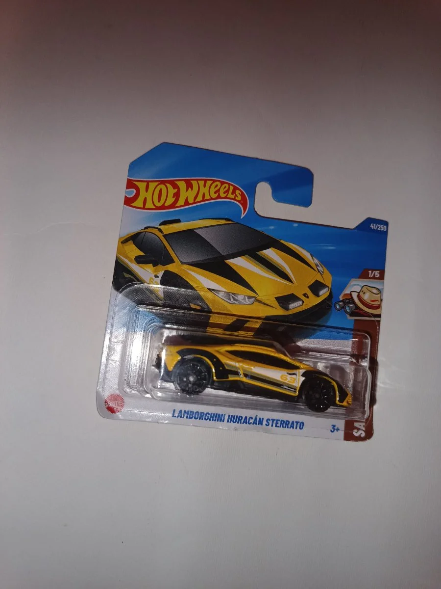 Hot Wheels Lamborghini huracán sterrato 1:64