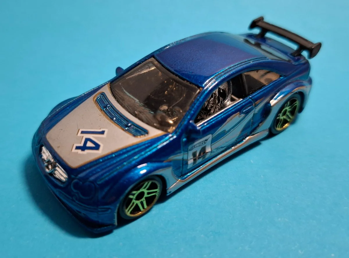 Hot Wheels MERCEDES-BENZ CLK DTM 1:64