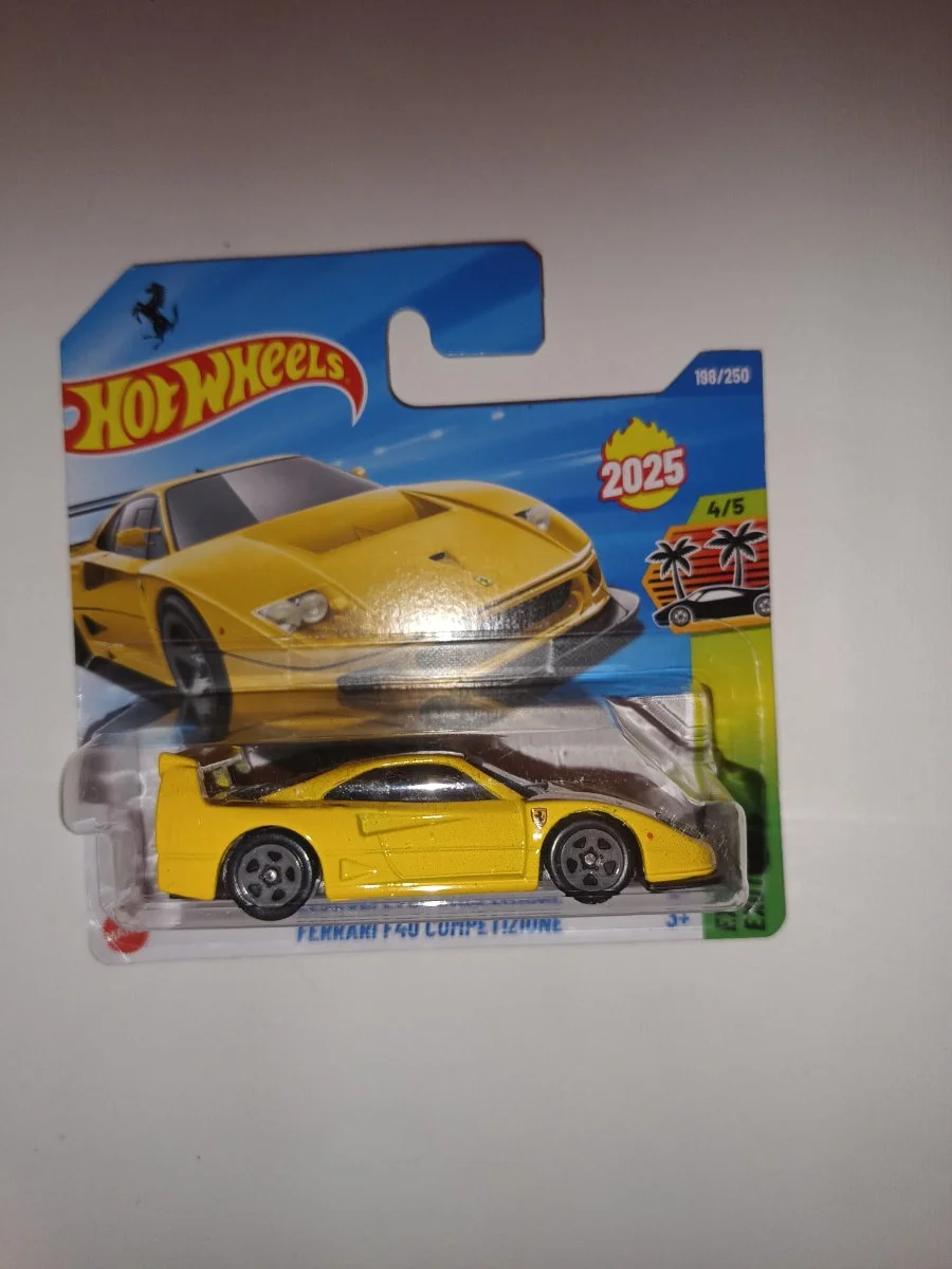 Hot Wheels Ferrari F40 Competizione 1:64