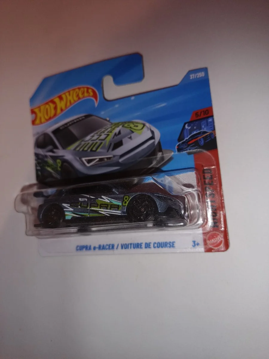 Hot Wheels Cupra e-RACER/ VOITURE DE COURSE 1:64
