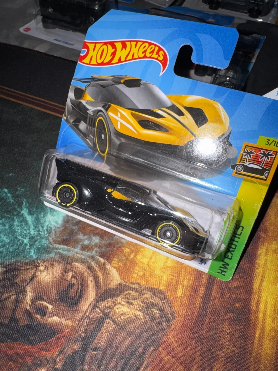 Hot Wheels bugatti bolide 1:64