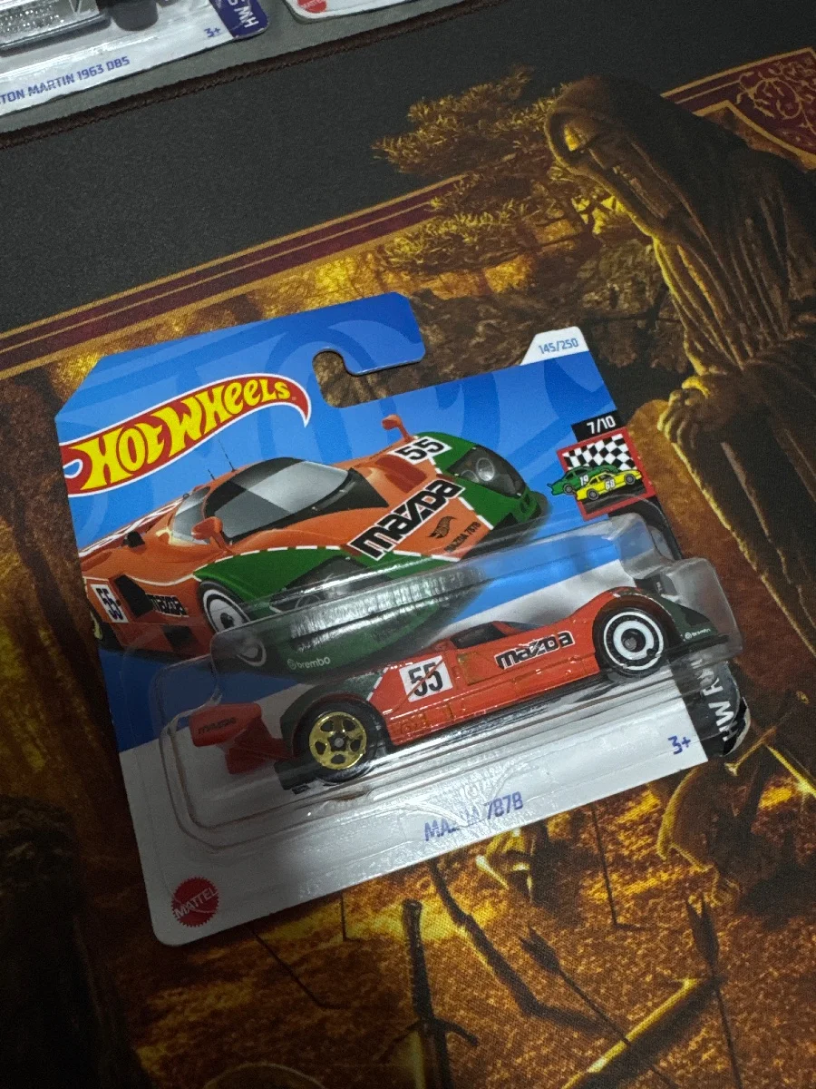 Hot Wheels mazda 787B 1:64