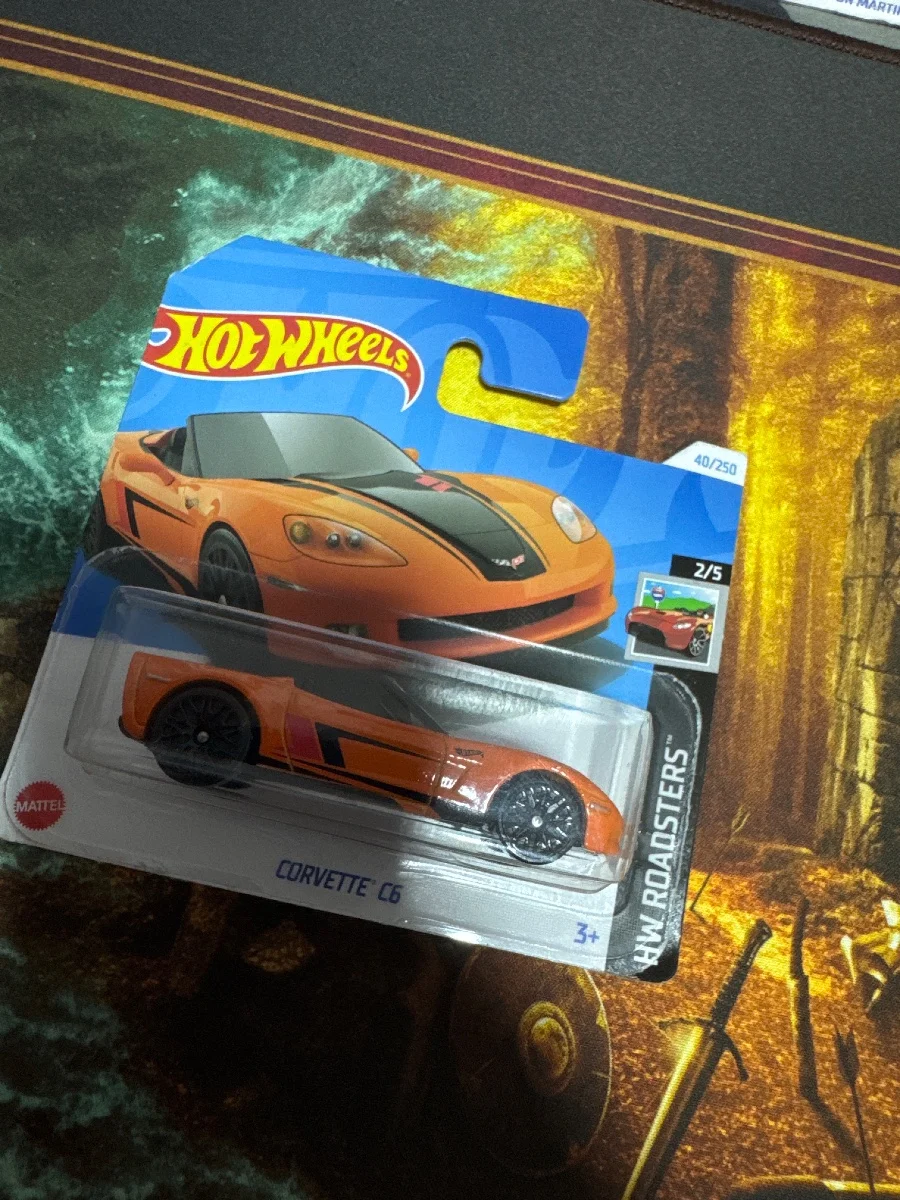 Hot Wheels corvette c6 1:64