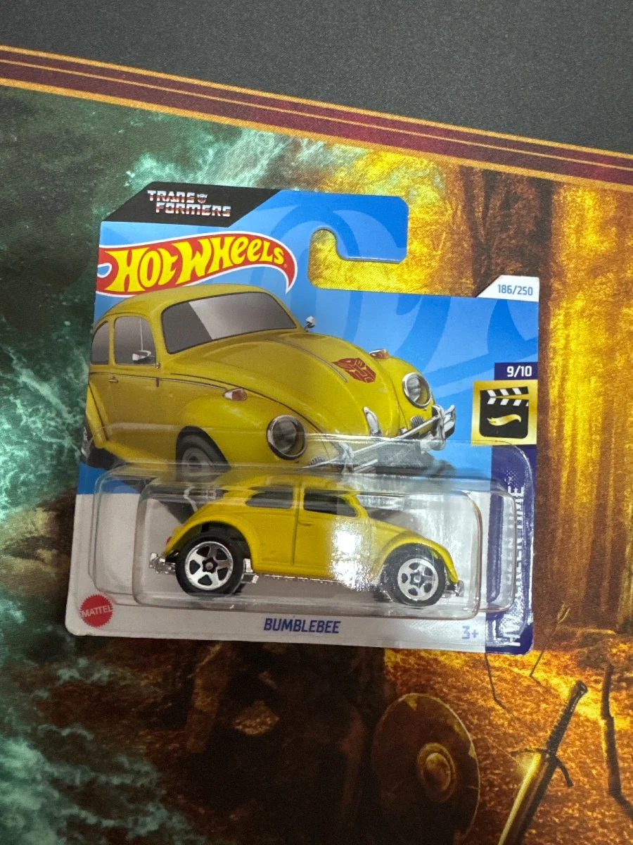 Hot Wheels bumblebee 1:64
