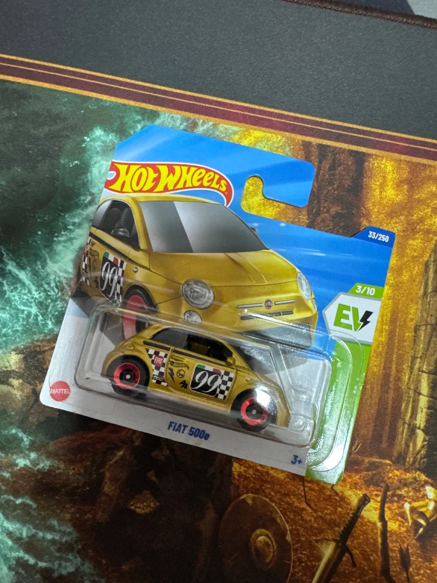 Hot Wheels fiat 500e 1:64