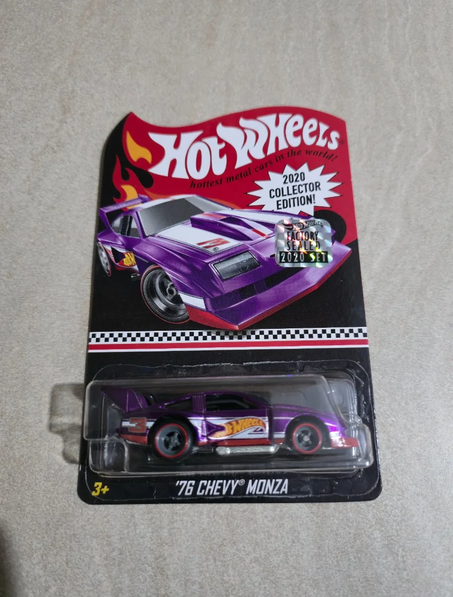 Hot Wheels '76 Chevy Monza Collector Edition 1:64