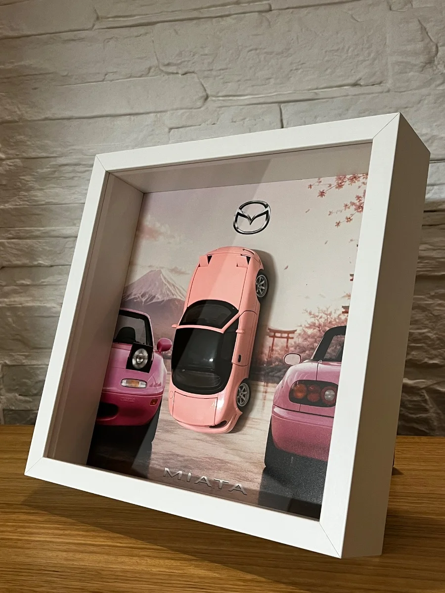 AutoArt Mazda MX-5 Miata PINK  1:36