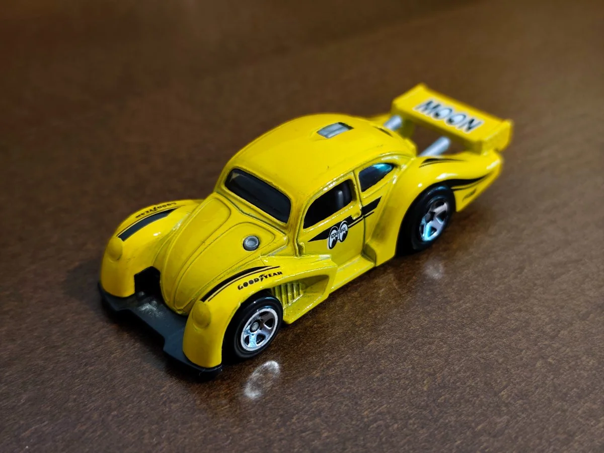 Hot Wheels Volkswagen kafer racer 1:64