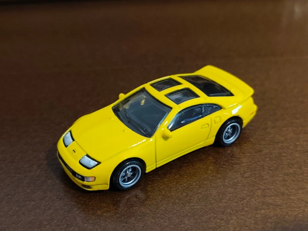 Hot Wheels Nissan 300zx 1:64