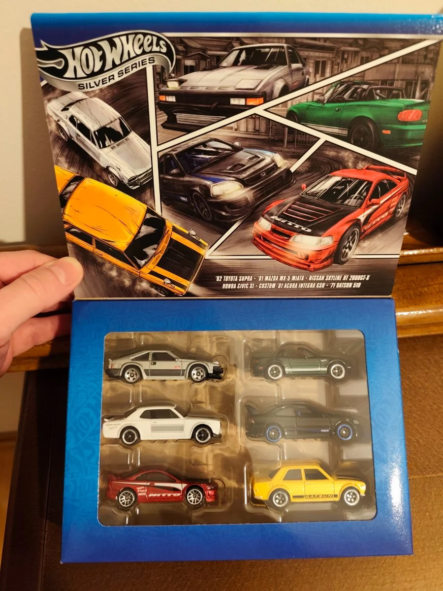 Hot Wheels Japanska bombonjera 1:64