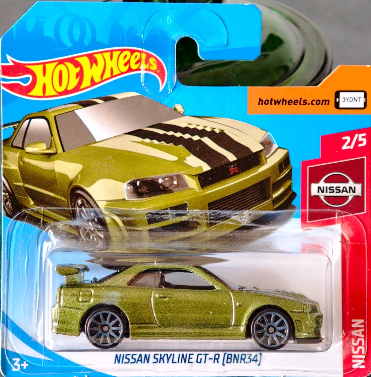 Hot Wheels Nissan Skylaine GTR (BNR34) 1:64