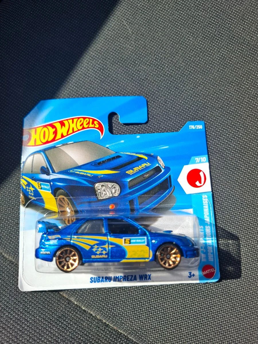 Hot Wheels Subaru WRX STI  1:64