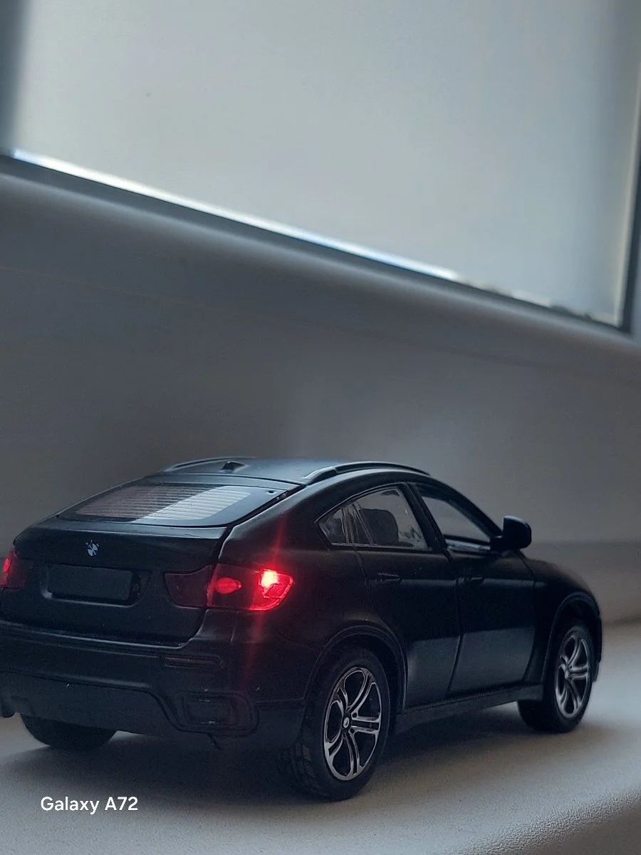 AutoArt BMW X6 2010 1:43