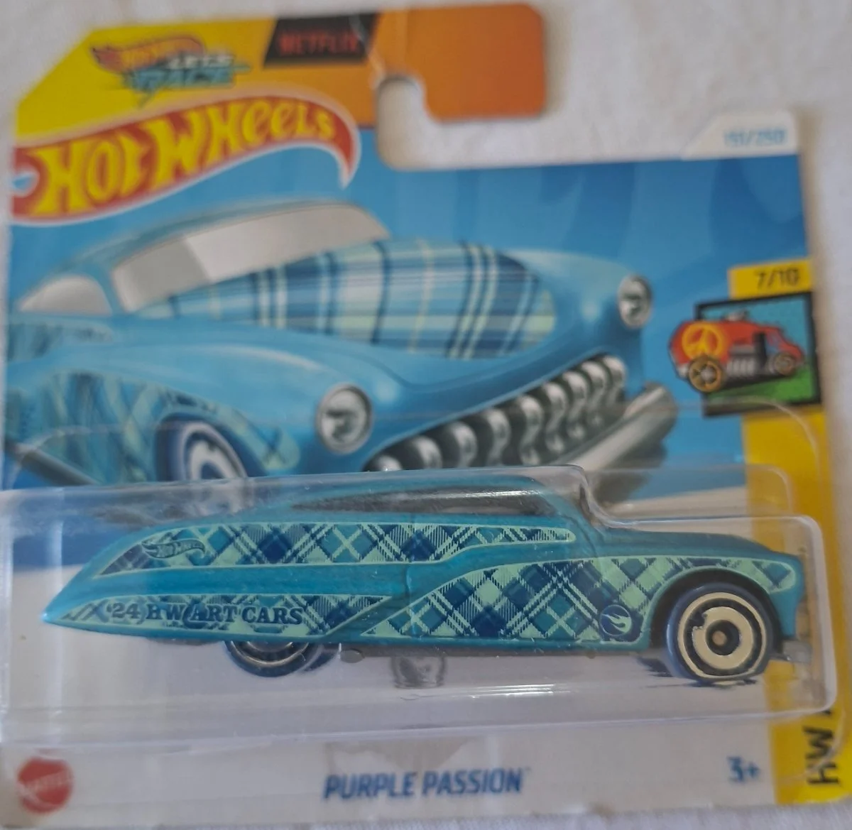 Hot Wheels Purple Passion 1:64