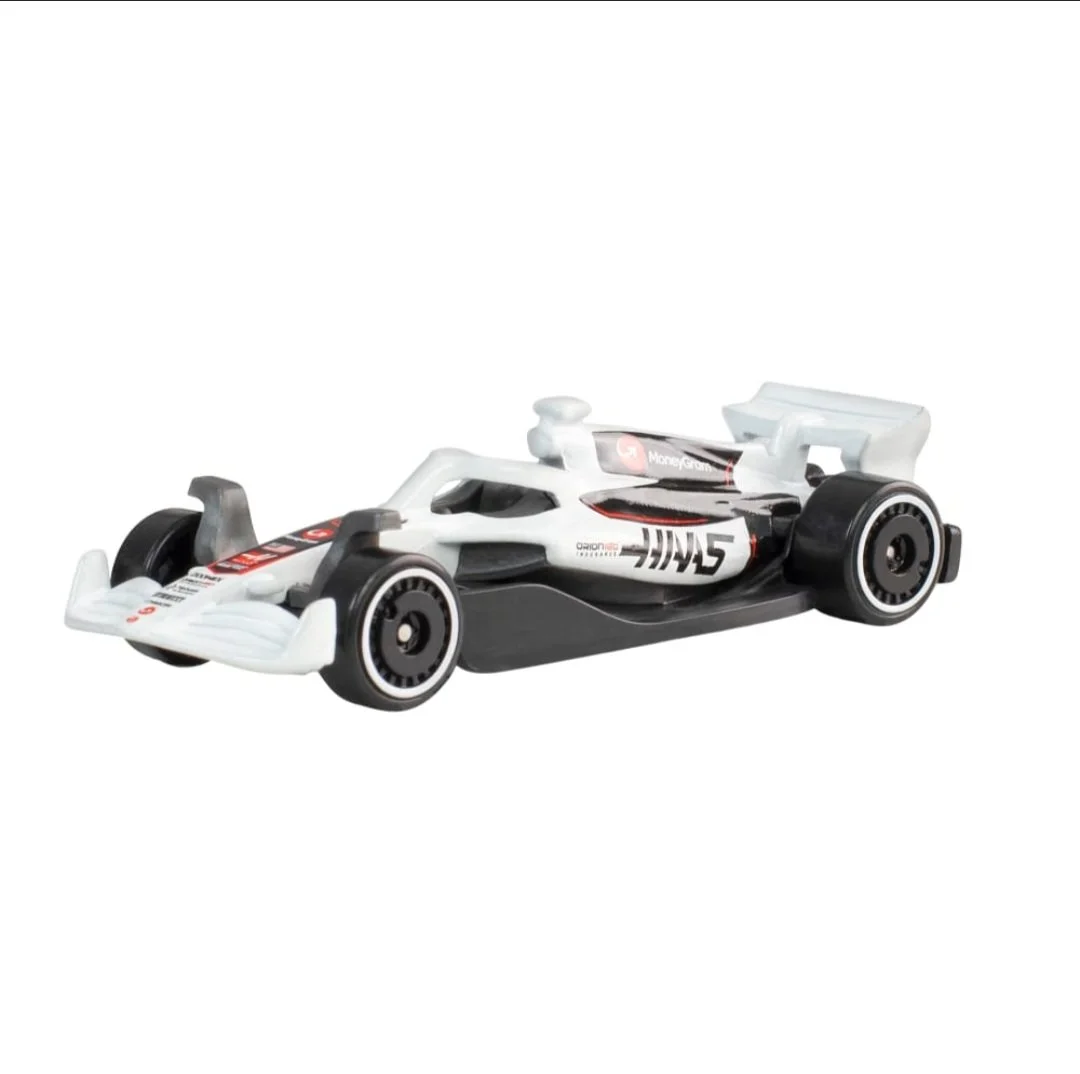 Hot Wheels Moneygram Haas F1 Team 1:64