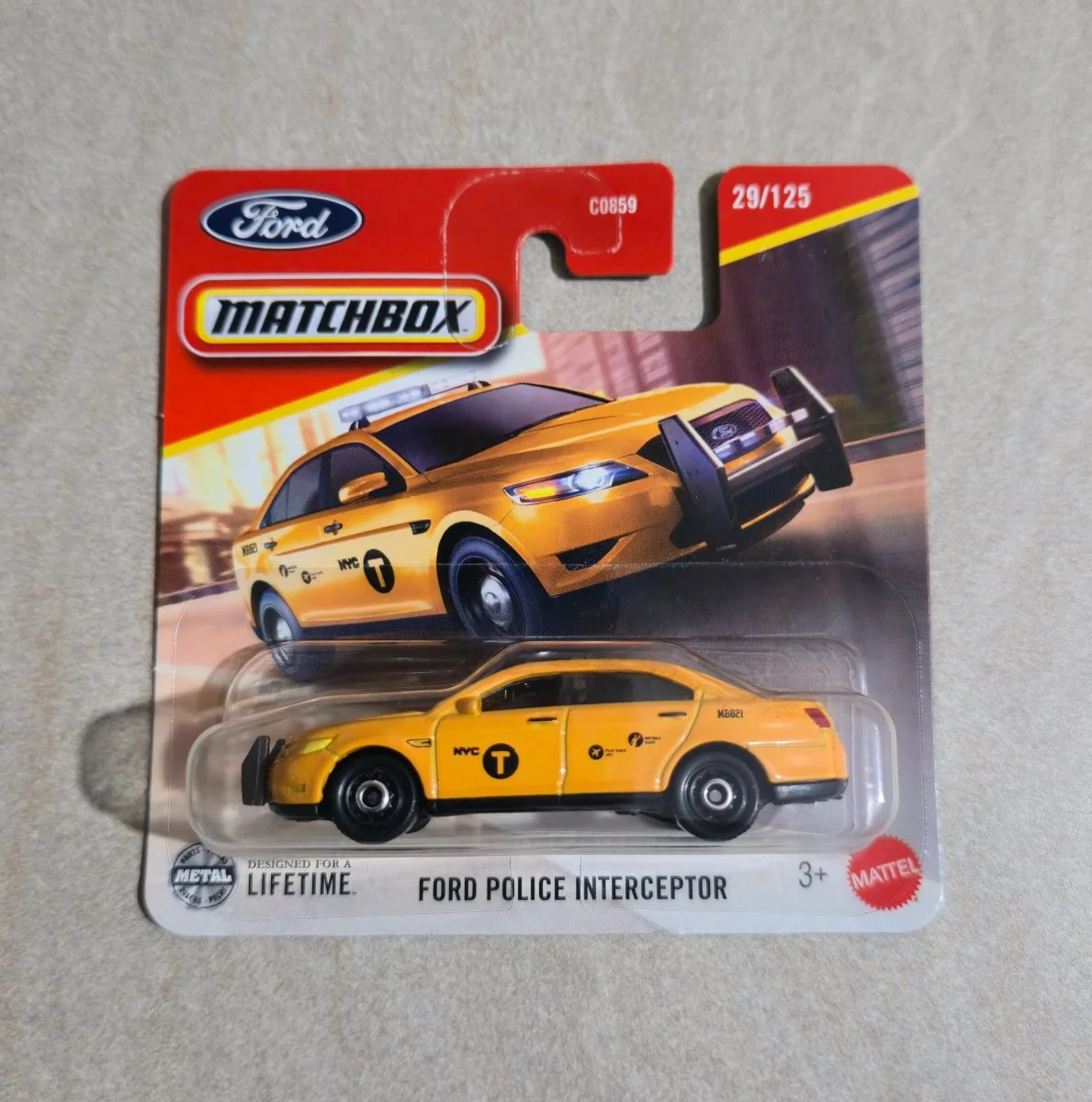 Matchbox Ford Police Interceptor 1:64