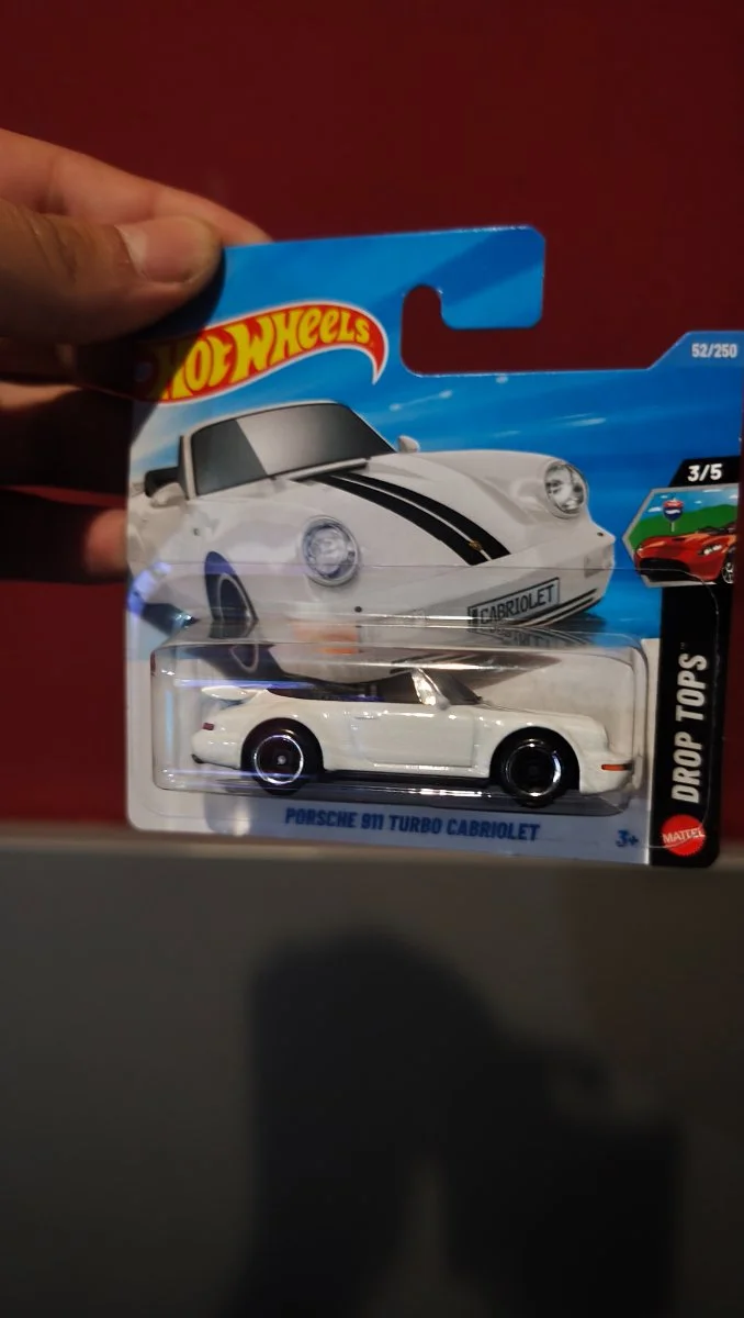 Hot Wheels Porsche 911 Turbo Cabriolet 1:64