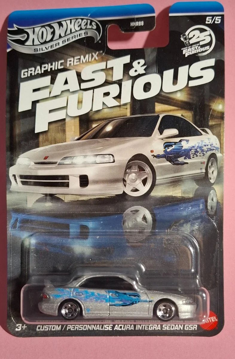 Hot Wheels CUSTOM ACURA INTEGRA SEDAN GSR 1:64