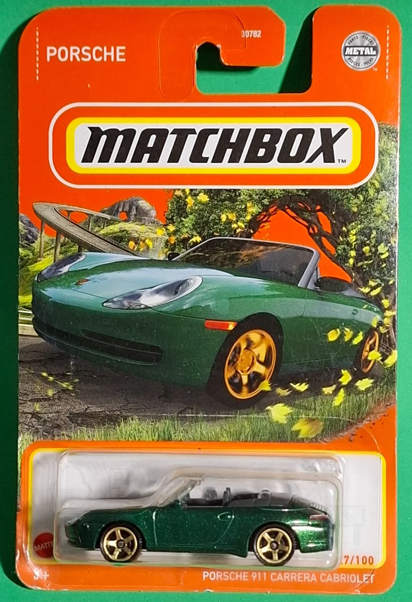 Matchbox PORSCHE 911 CARRERA CABRIOLET 1:64