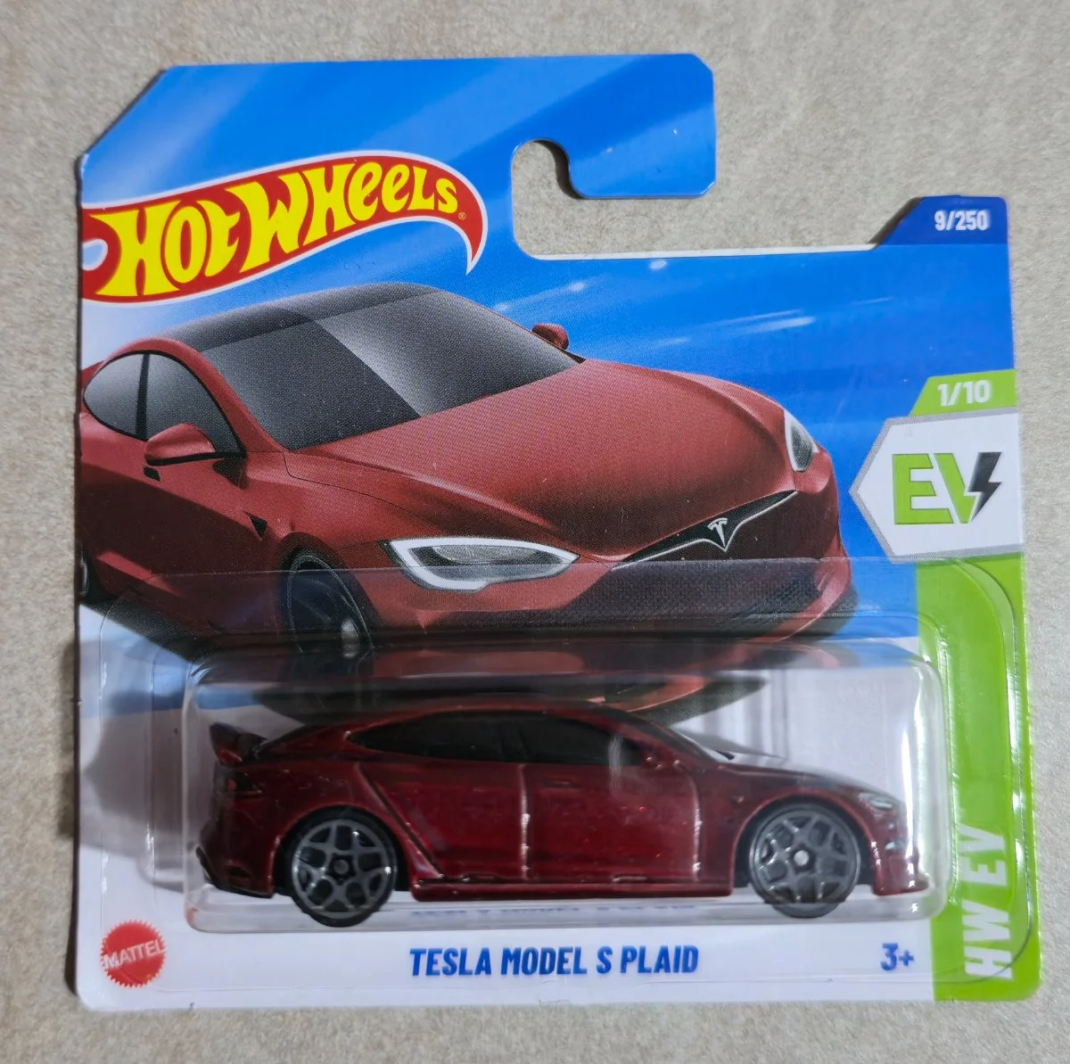 Hot Wheels Tesla Model S Plaid 1:64