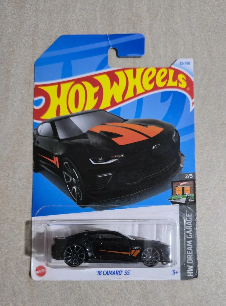 Hot Wheels '18 Camaro SS 1:64