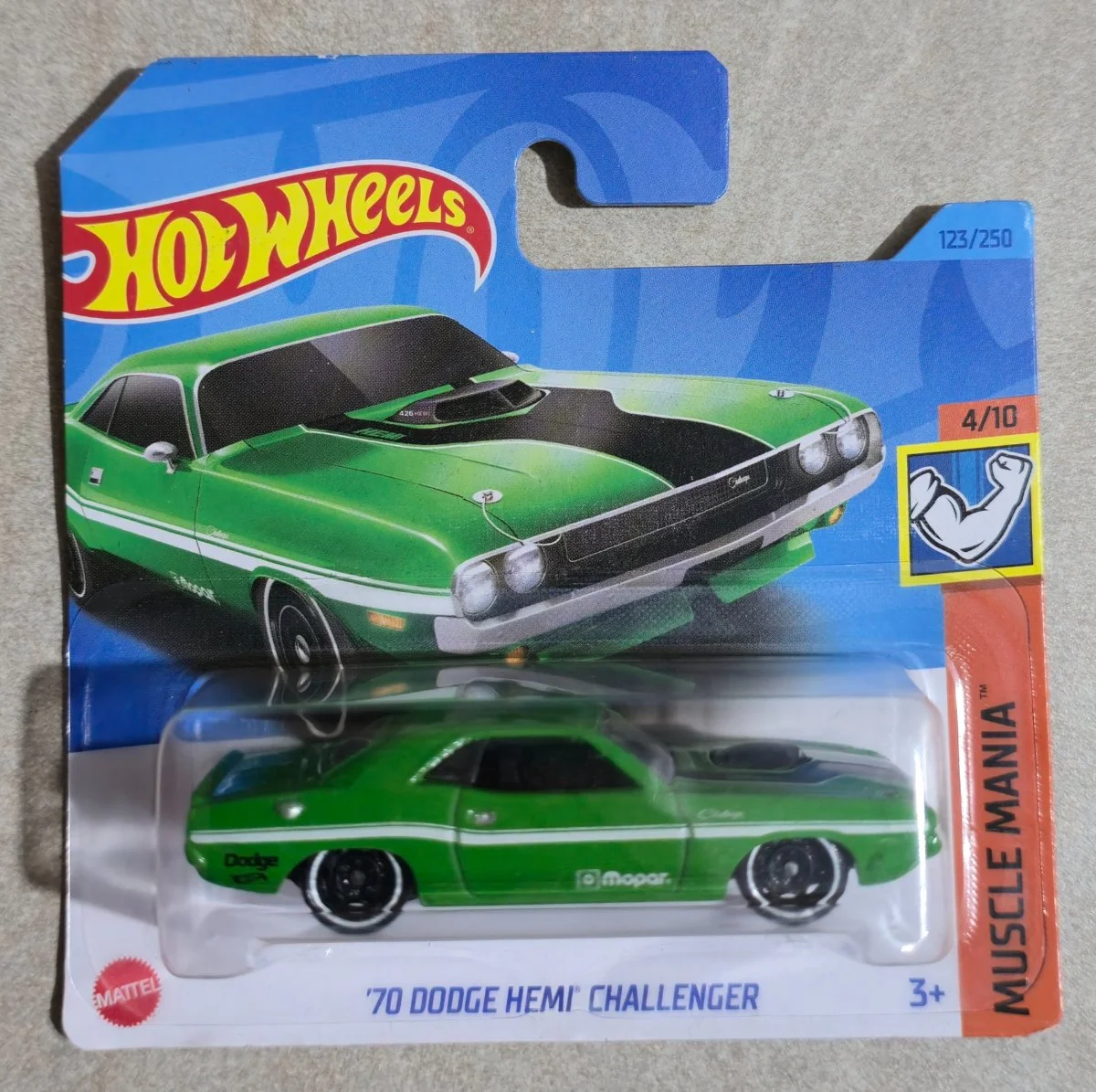 Hot Wheels '70 Dodge Hemi Challenger 1:64