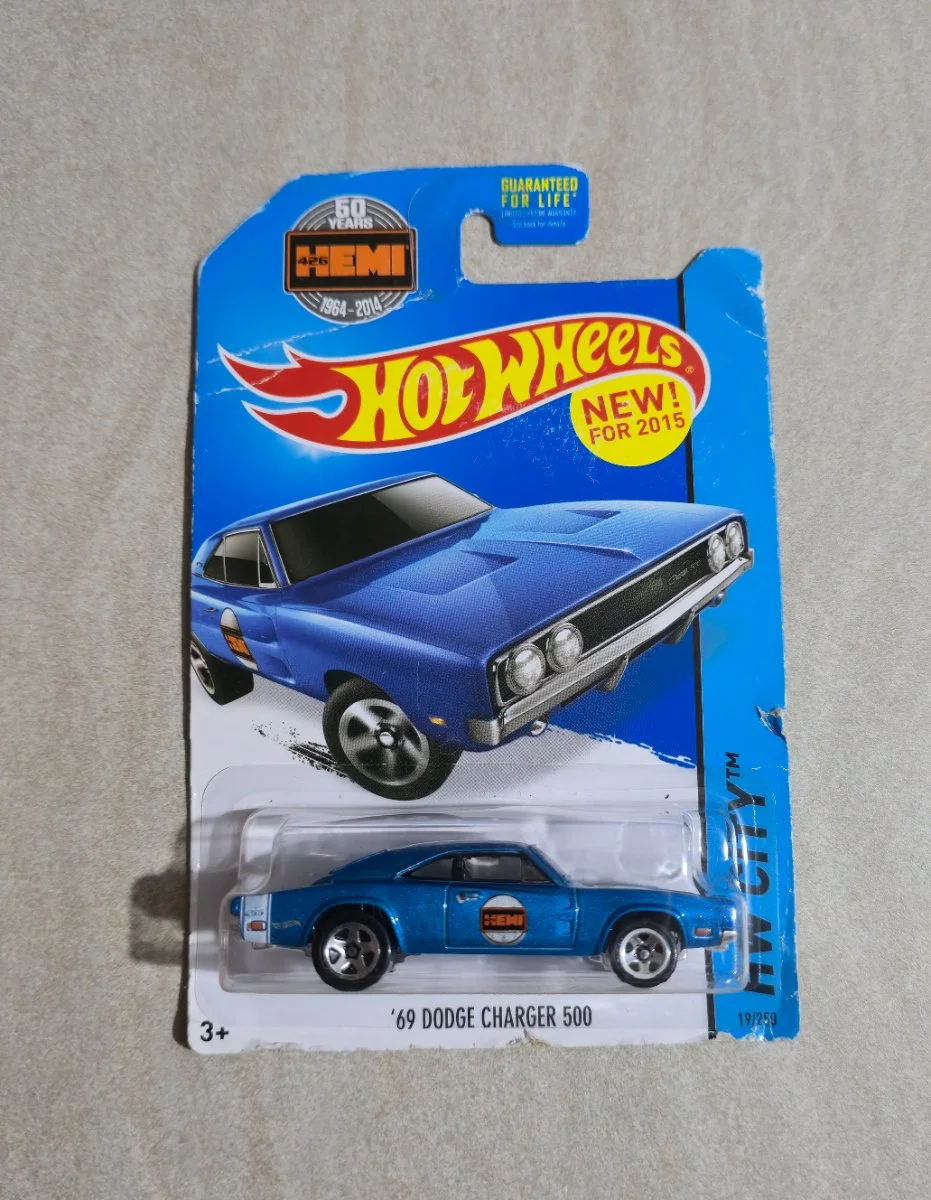 Hot Wheels '69 Dodge Charger 500 1:64