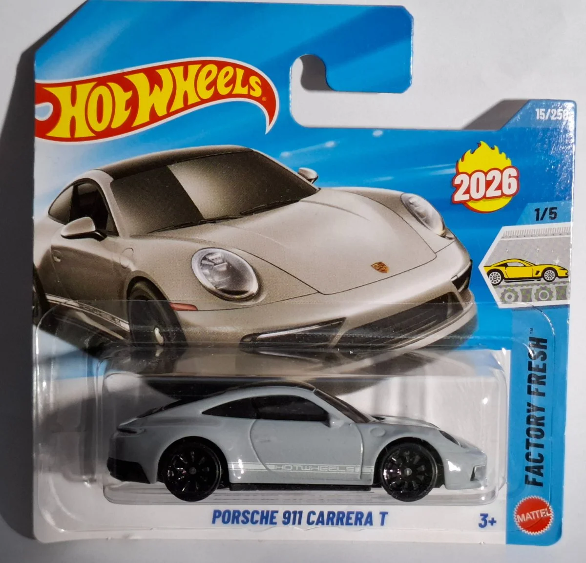 Hot Wheels PORSCHE 911 CARRERA T 1:64