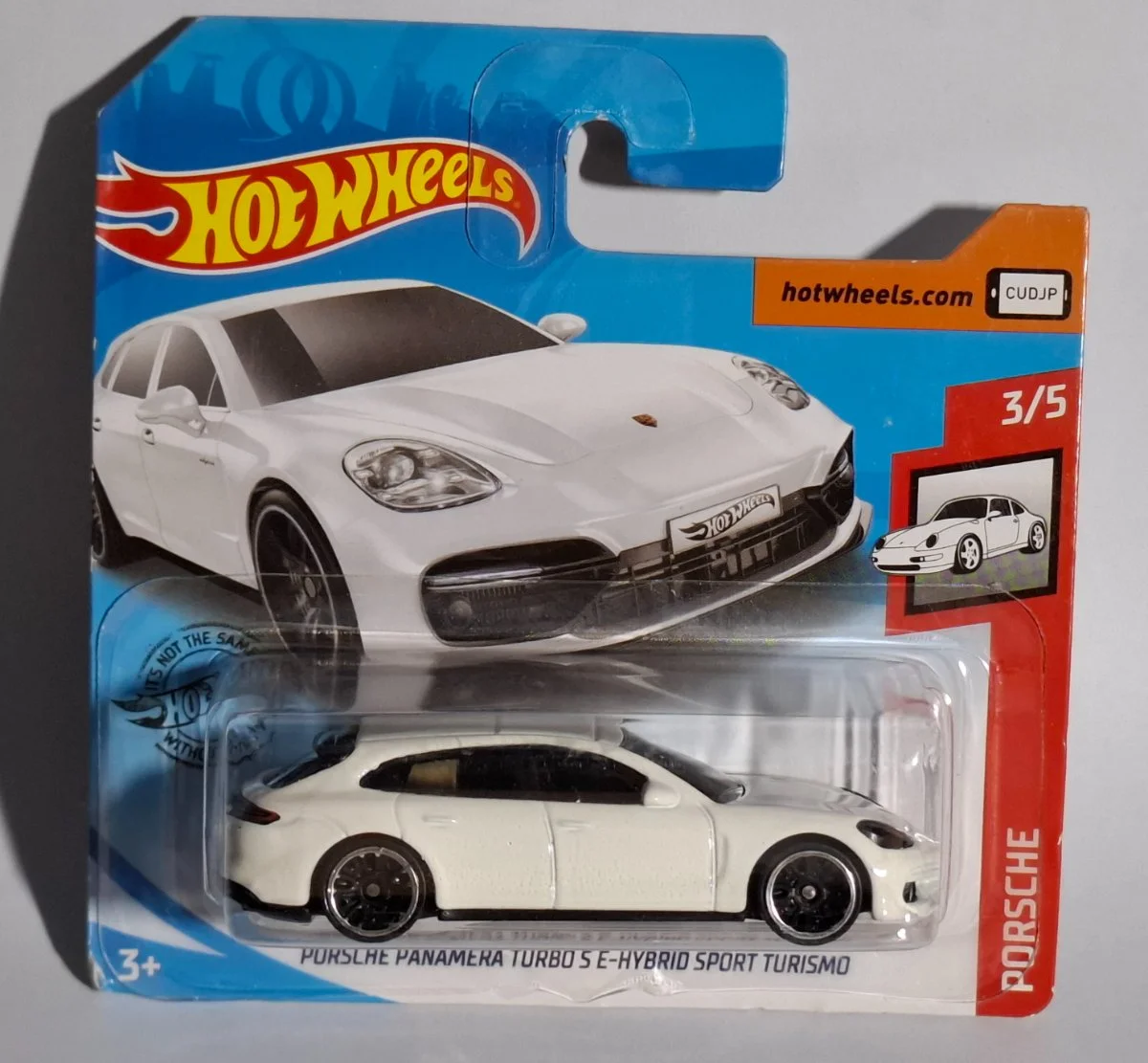 Hot Wheels PORSCHE PANAMERA TURBO S E-HYBRID SPORT TURSIMO 1:64