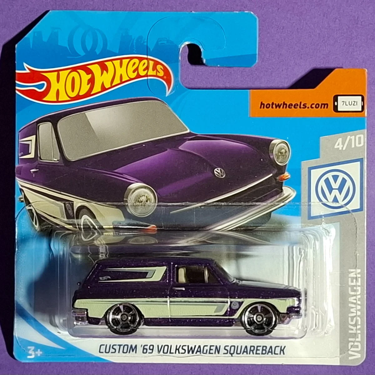 Hot Wheels CUSTOM '69 VOLKSWAGEN SQUAREBACK 1:64
