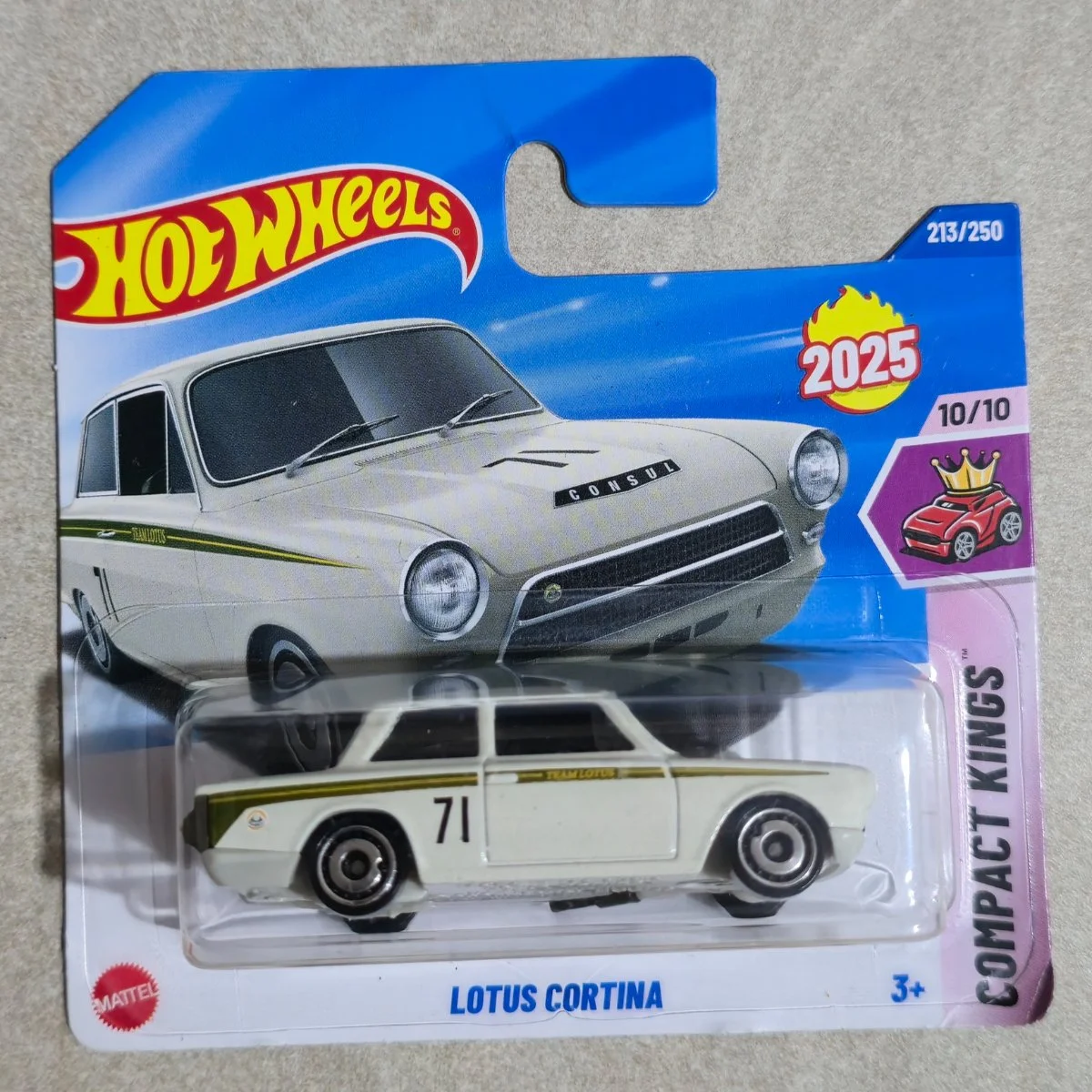 Hot Wheels Lotus Cortina 1:64