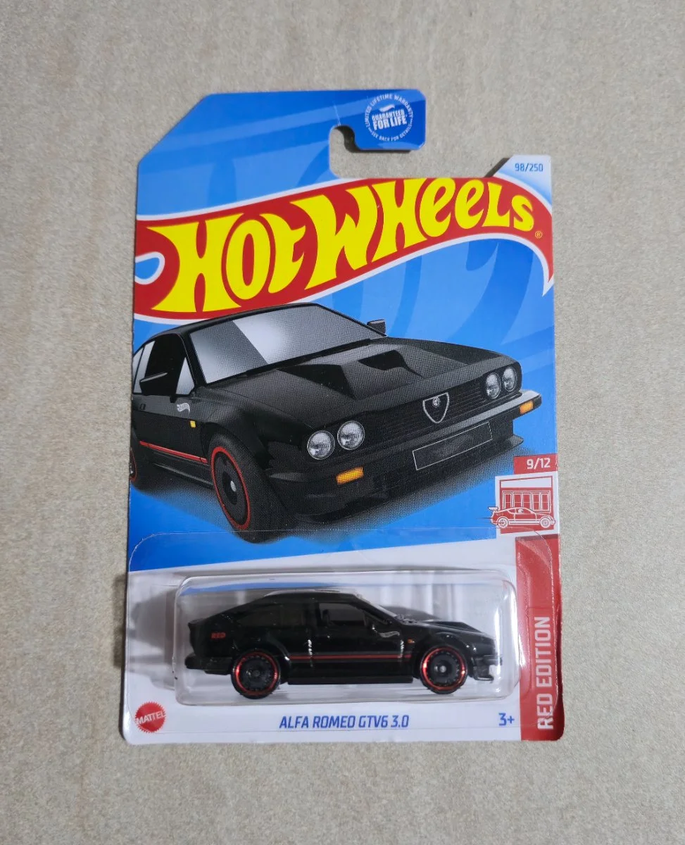 Hot Wheels Alfa Romeo GTV6 3.0 Red Edition 1:64