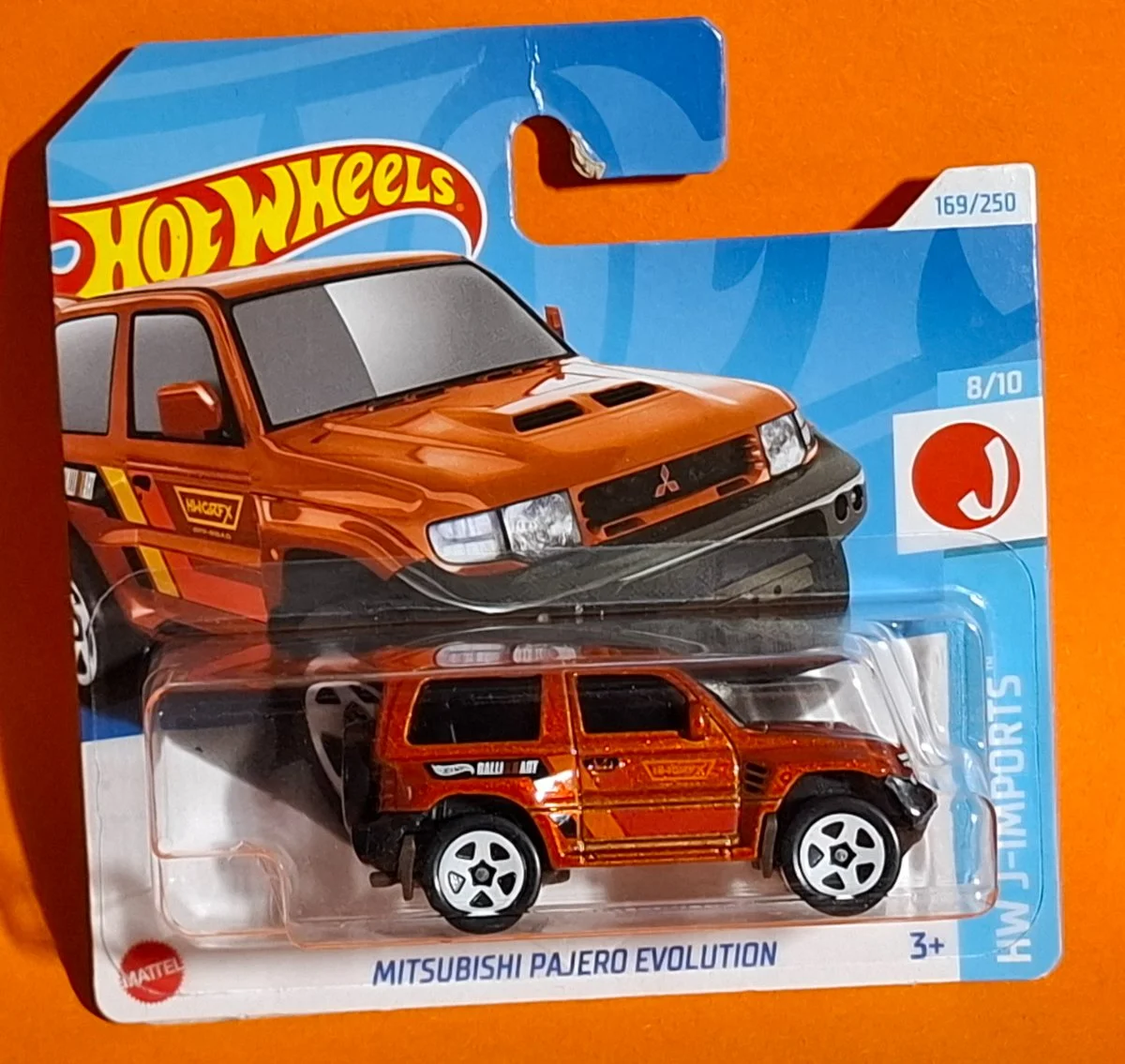 Hot Wheels MITSUBISHI PAJERO EVOLUTION  1:64
