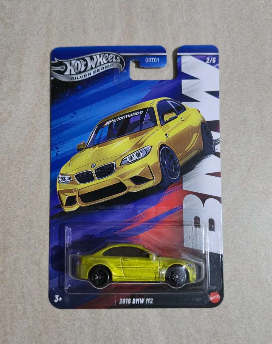 Hot Wheels 2016 BMW M2 1:64