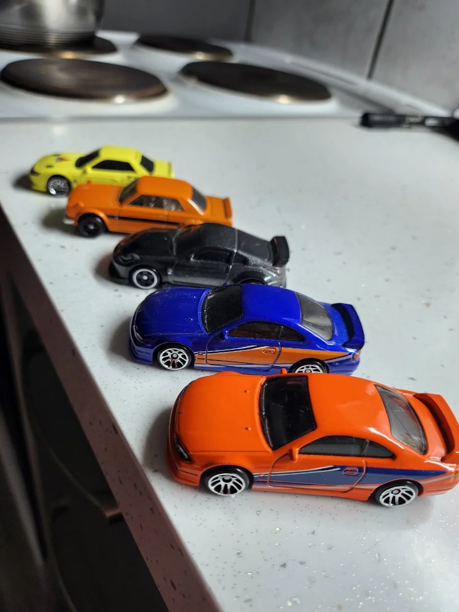 AutoArt Nisani  1:64
