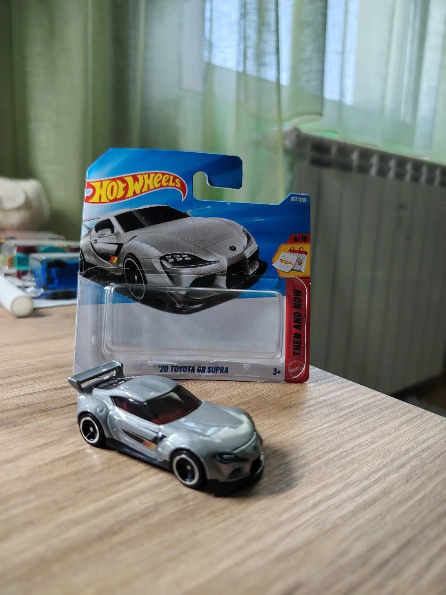 Hot Wheels Toyota GR Supra 1:64