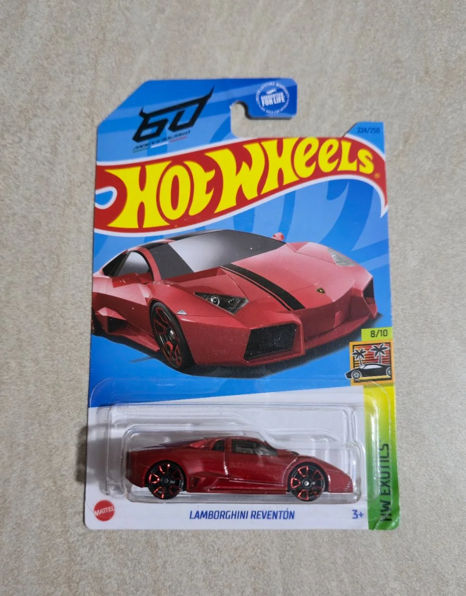Hot Wheels Lamborghini Reventon 1:64