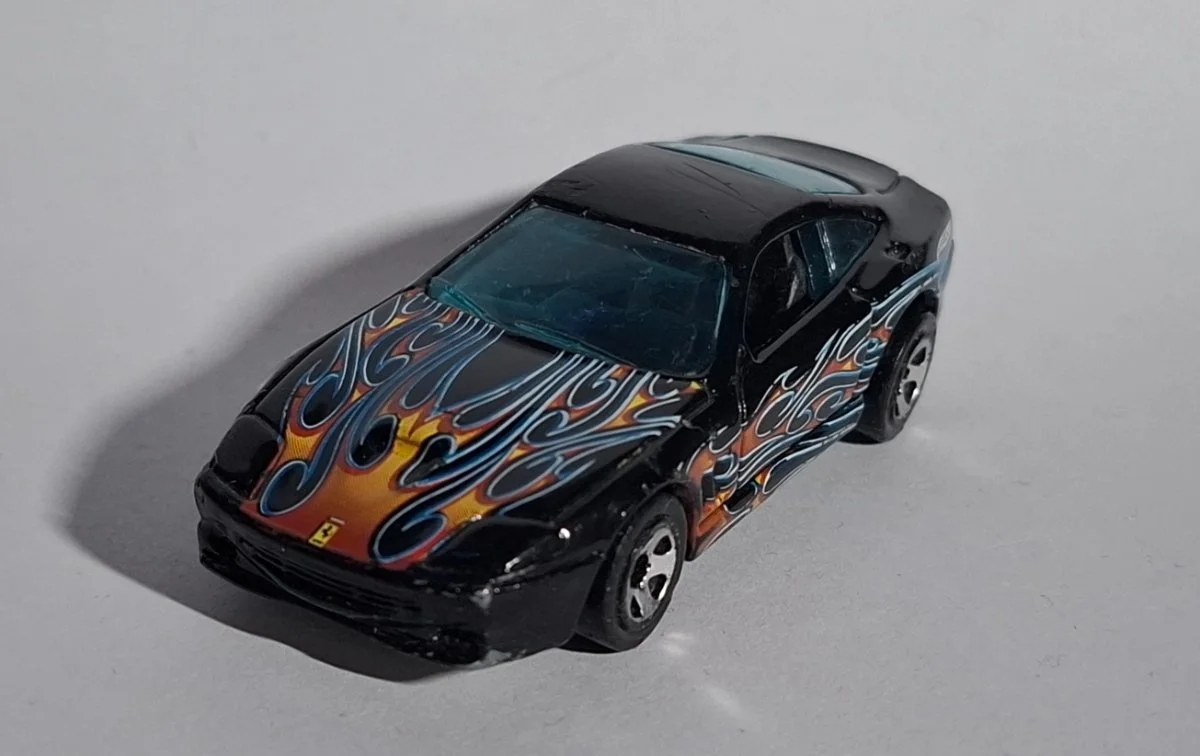 Hot Wheels FERRARI 550 MARANELLO 1:64