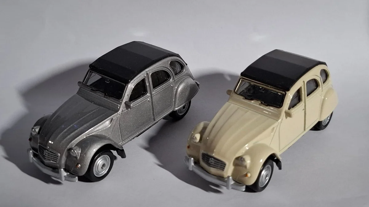 Welly CITROEN 2CV 1:64