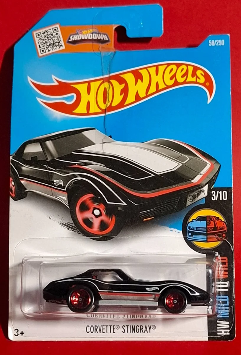 Hot Wheels CORVETTE STINGRAY 1:64