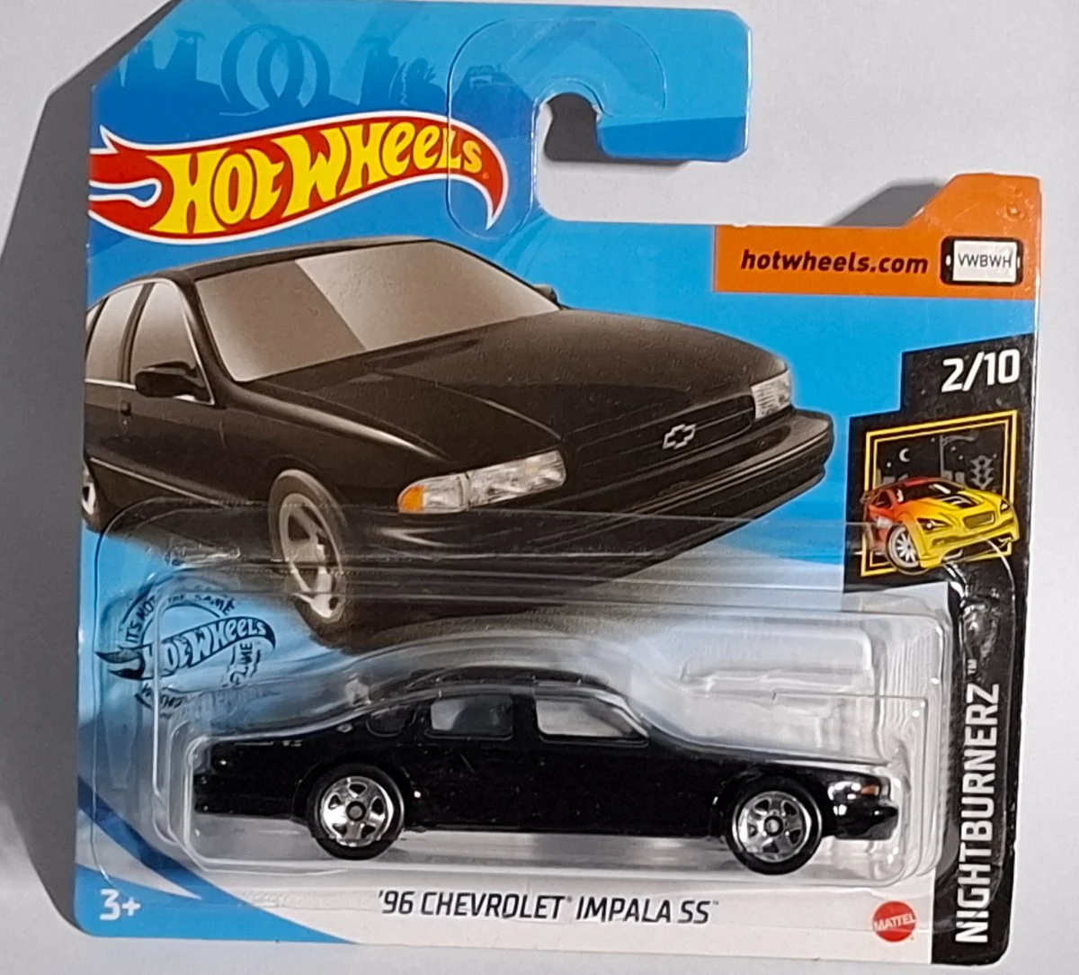 Hot Wheels '96 CHEVROLET IMPALA SS 1:64
