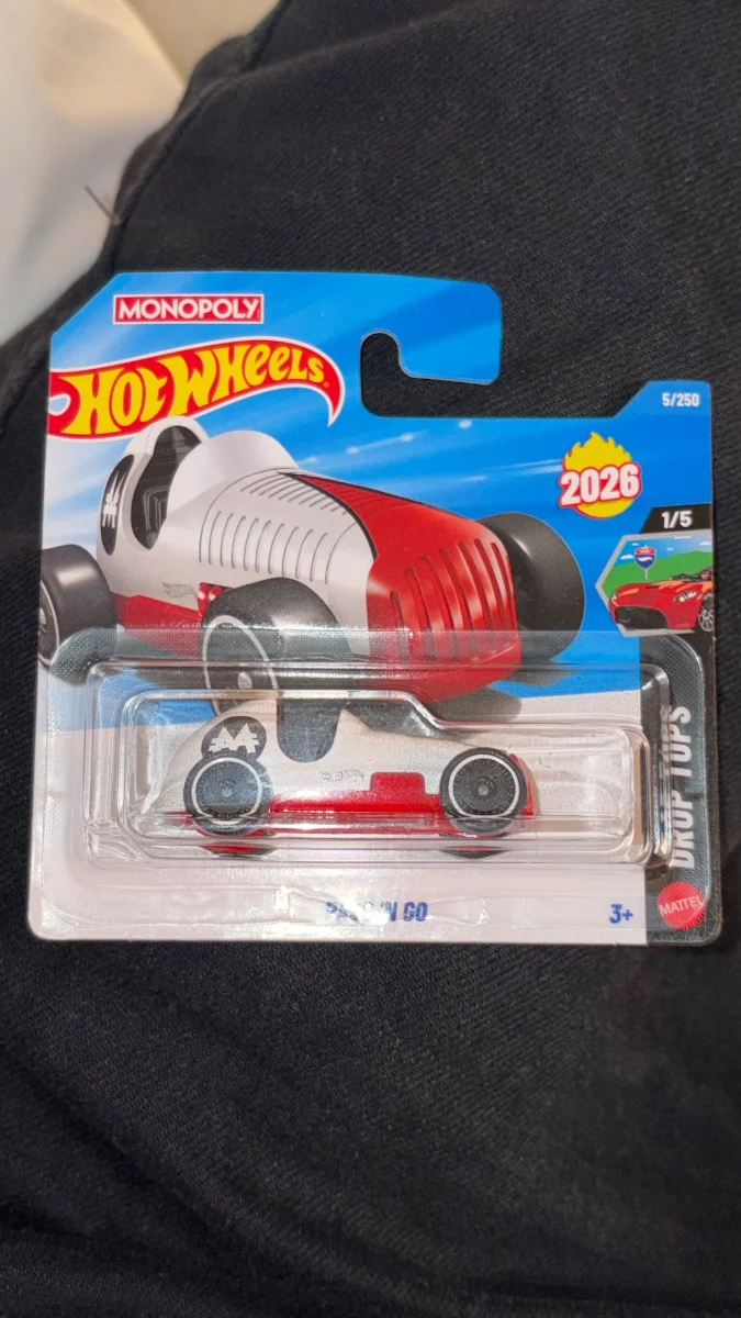 Hot Wheels Pass ‘N Go 1:64