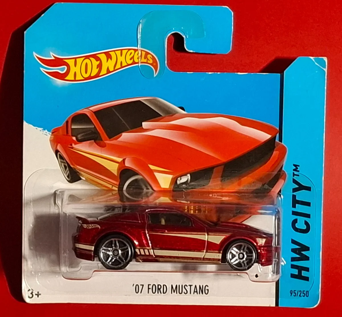Hot Wheels '07 FORD MUSTANG  1:64