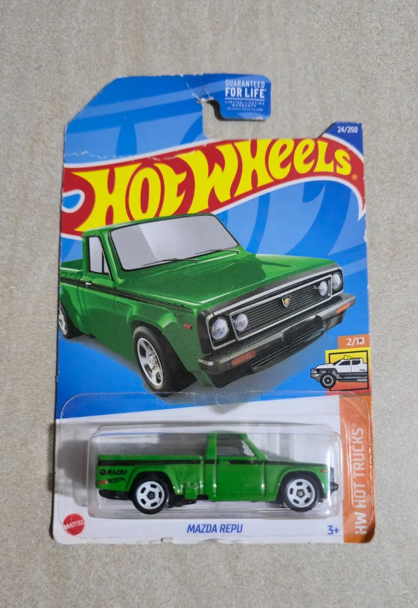 Hot Wheels Mazda Repu 1:64