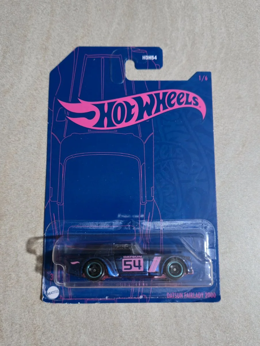 Hot Wheels Datsun Fairlady 2000 1:64