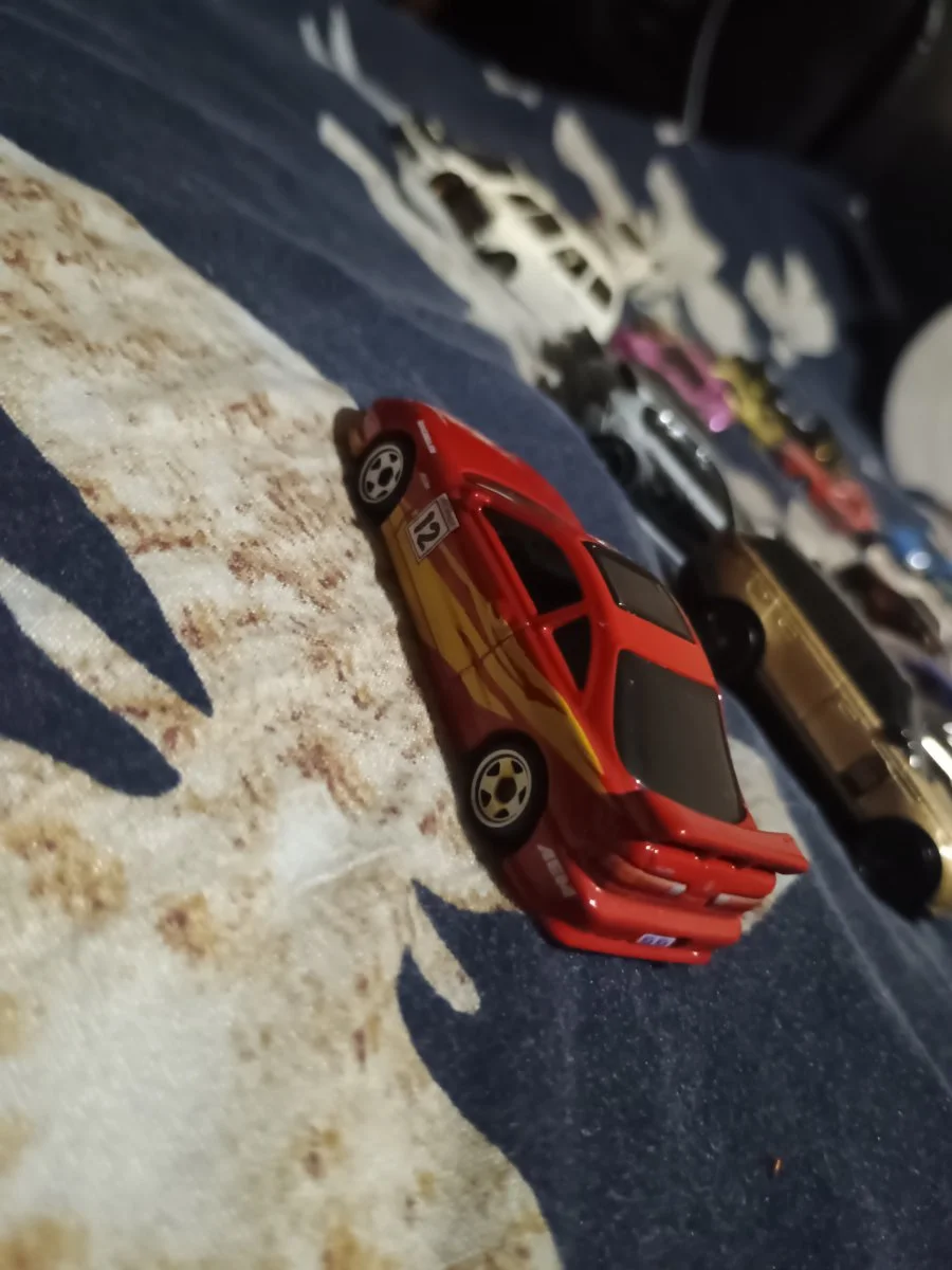 Hot Wheels 96' Honda Integra GSR 1:64